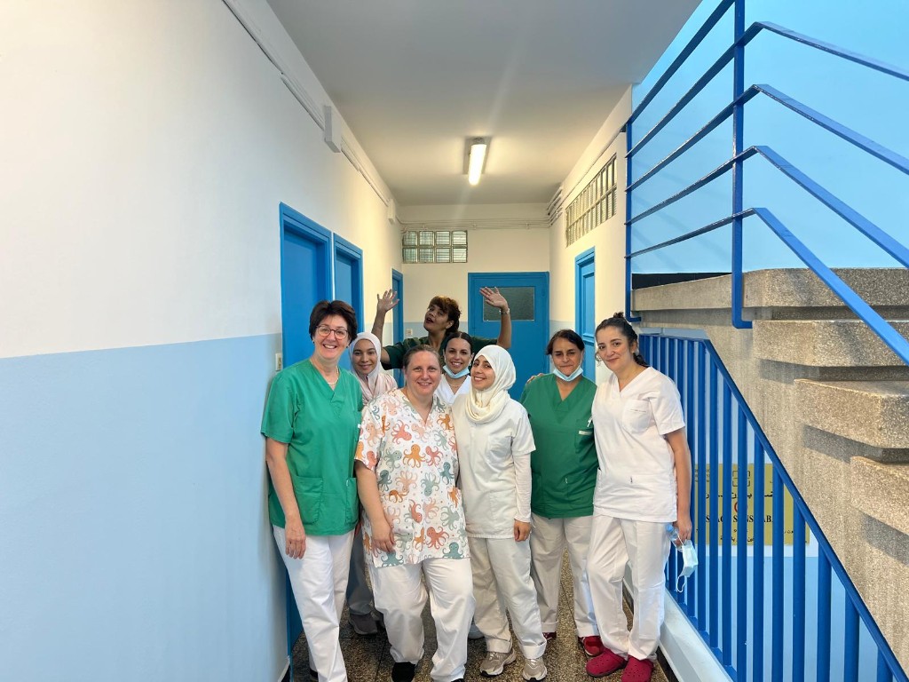 Équipe médicale mobilisée sur le terrain